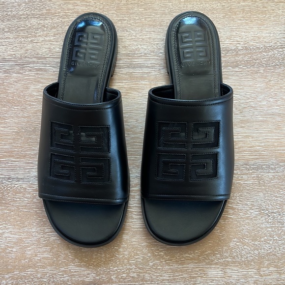 Givenchy Cutout 4G Logo Slide Sandal Black Size 39EU - Picture 3 of 11